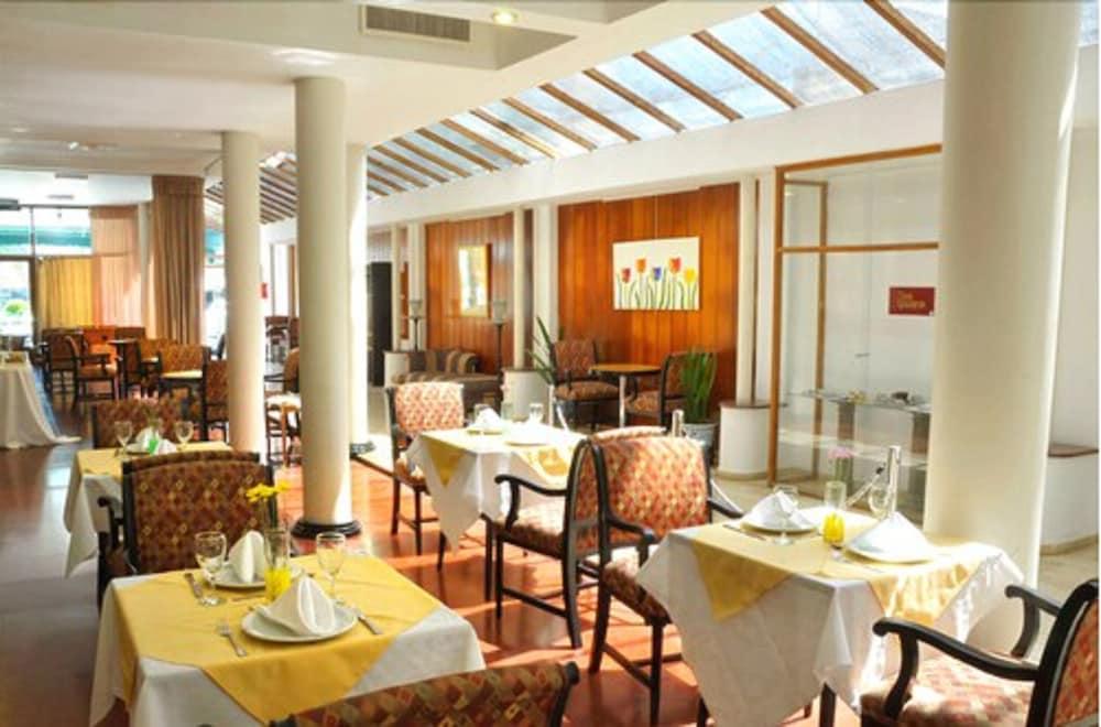 Hotel Yaguaron Сан-Николас-де-лос-Арройос Экстерьер фото